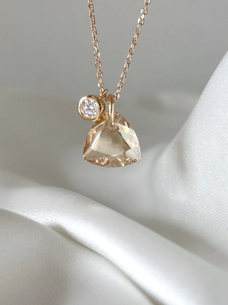 Collier Evasion