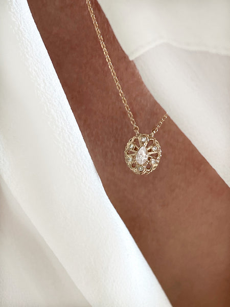 Collier Amulette