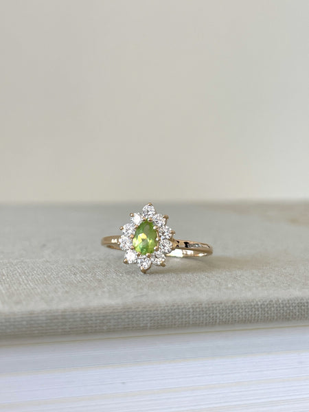 Merveille peridot ring - size 58